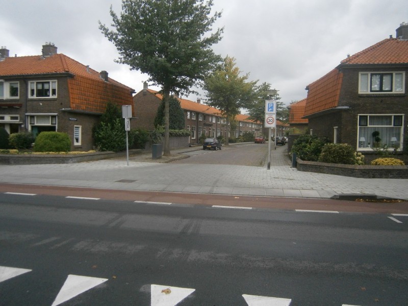 Batjanstraat vanaf Hogelandsingel.JPG