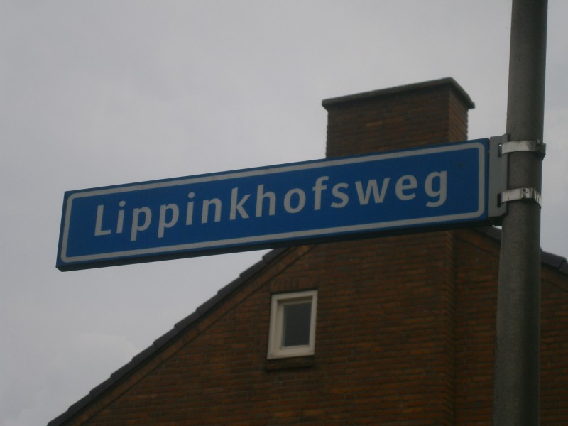 Lippinkhofsweg straatnaambord (3).JPG