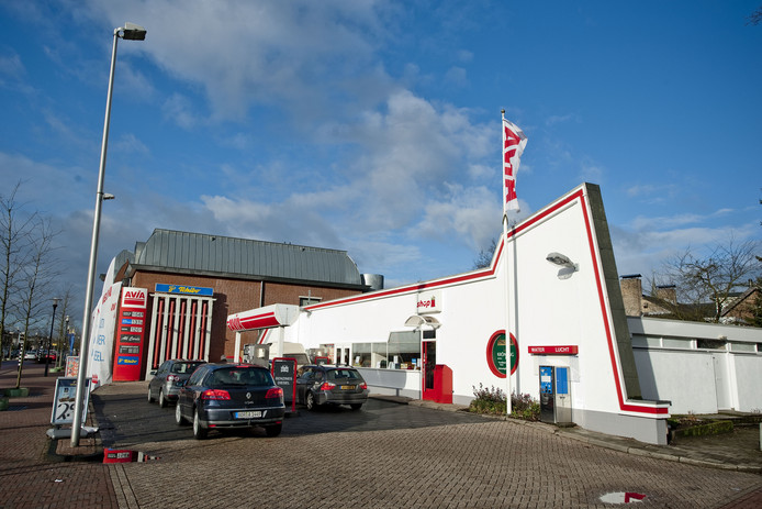 Avia-tankstation in Glanerbrug blijft rijksmonument.jpg