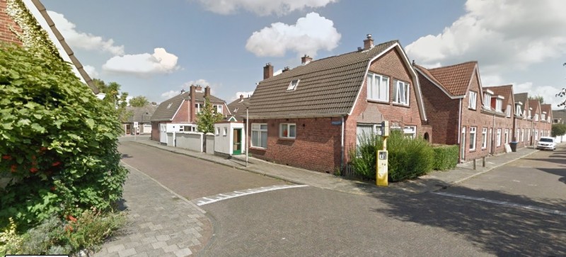 Medanstraat hoek Delistraat voor de afbraak (Google maps).jpg