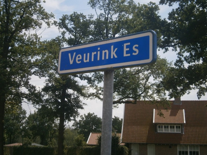 Veurink Es straatnaambord.JPG