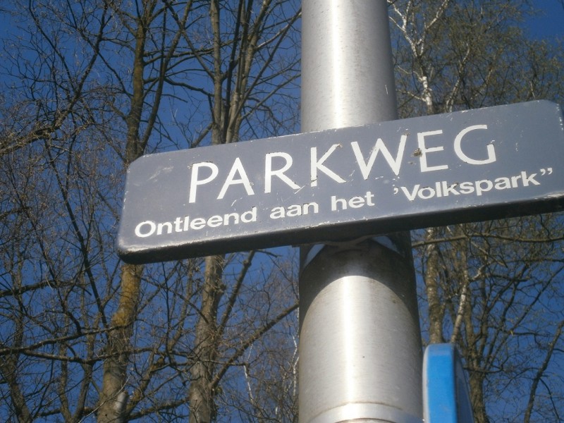 Parkweg straatnaambord.JPG