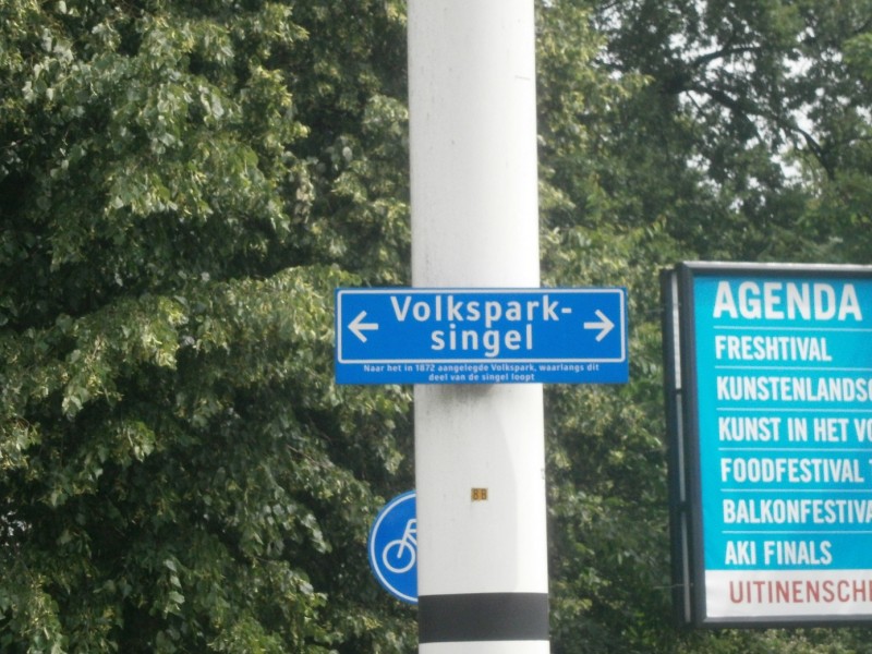 Volksparksingel straatnaambord.JPG