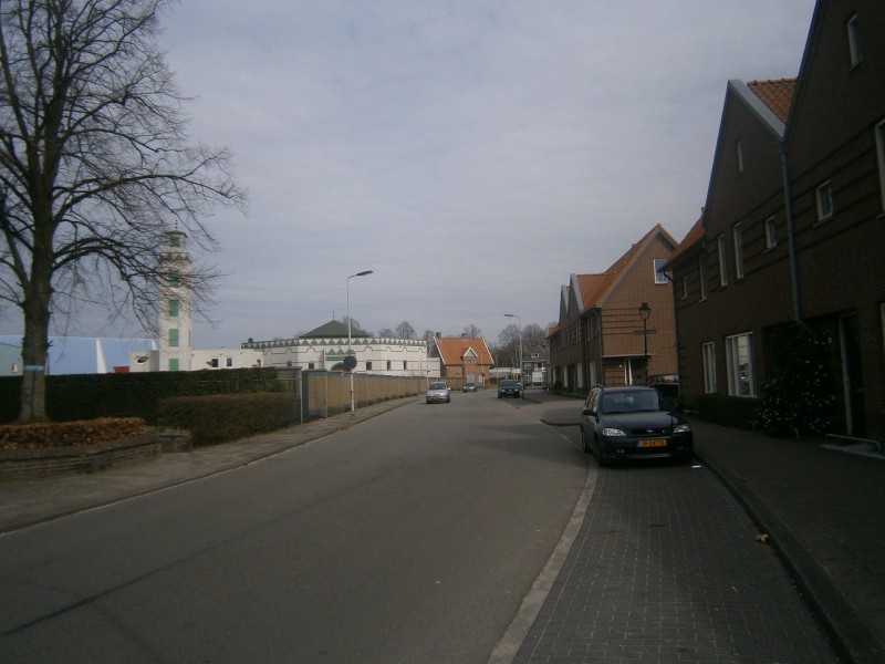 Tweede Emmastraat moskee.JPG