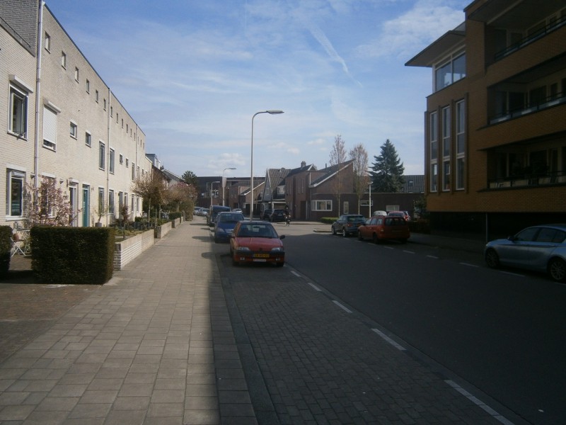 Emmastraat 30-3-2017.JPG