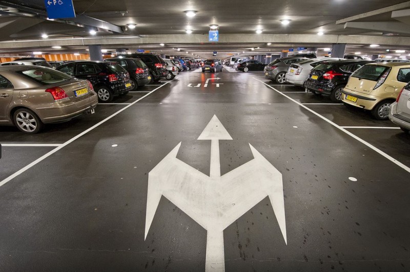 Tot 22.00 uur betalen plus nachttarief in Enschedese parkeergarages.JPG