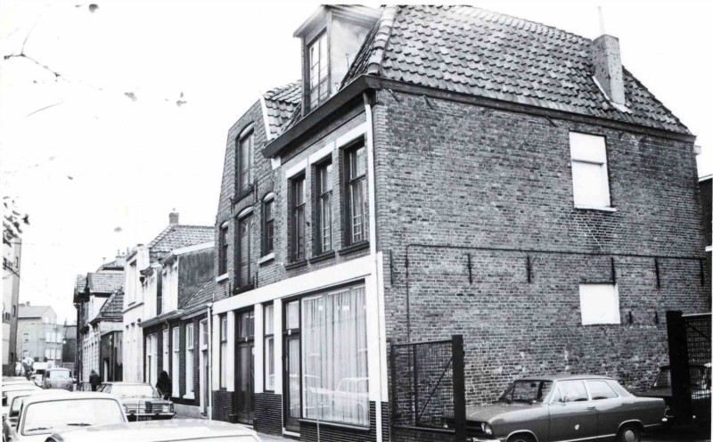 Zuiderhagen 1978 Richting Marktstraat, oostzijde.jpg