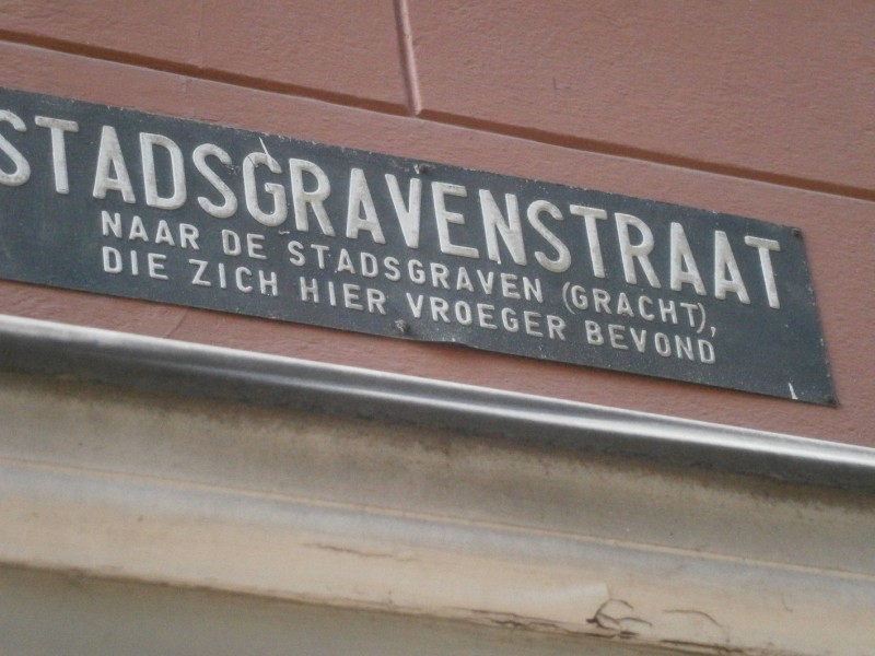 Stadsgravenstraat straatnaambord.JPG