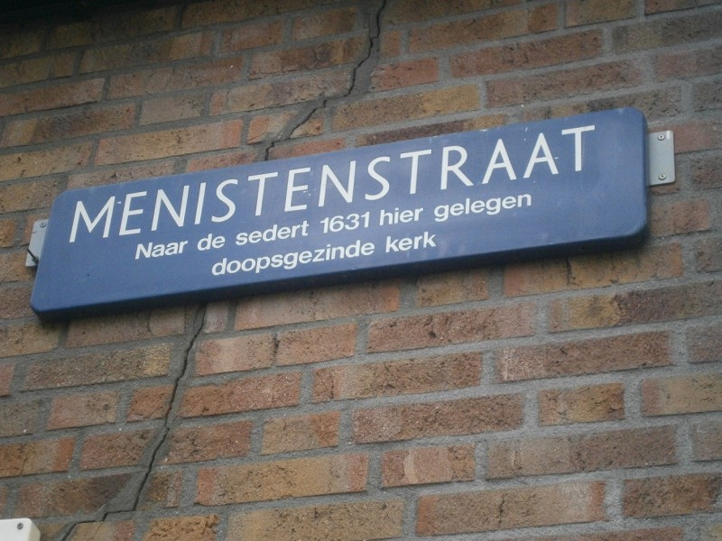 Menistenstraat straatnaambord.JPG