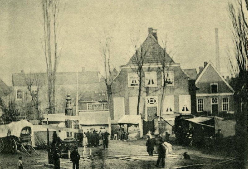 Markt 1860 voor de stadsbrand.jpg