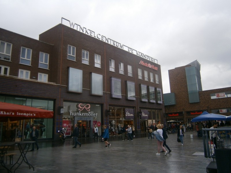 Hendrik Jan van Heekplein winkelcentrum De Klanderij.JPG