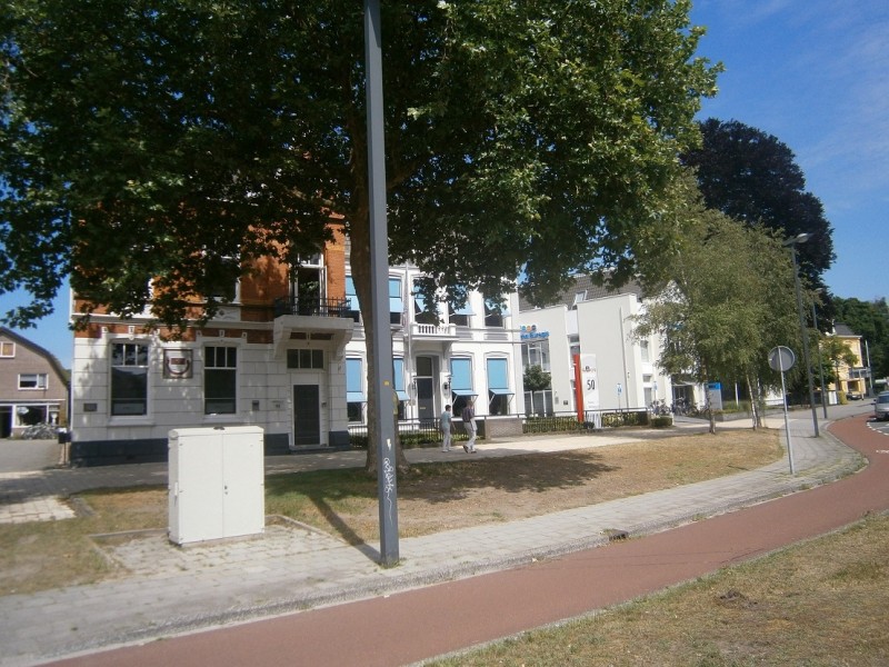 Hengelosestraat pand vroeger gemeentehuis Lonneker.JPG