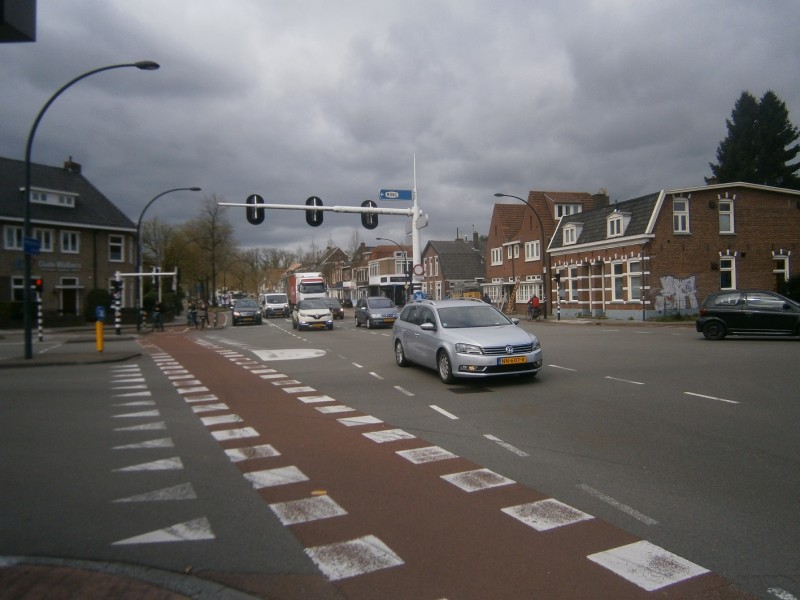 Hengelosestraat kruispunt Tubantiasingel en Boiddenkampsingel.JPG