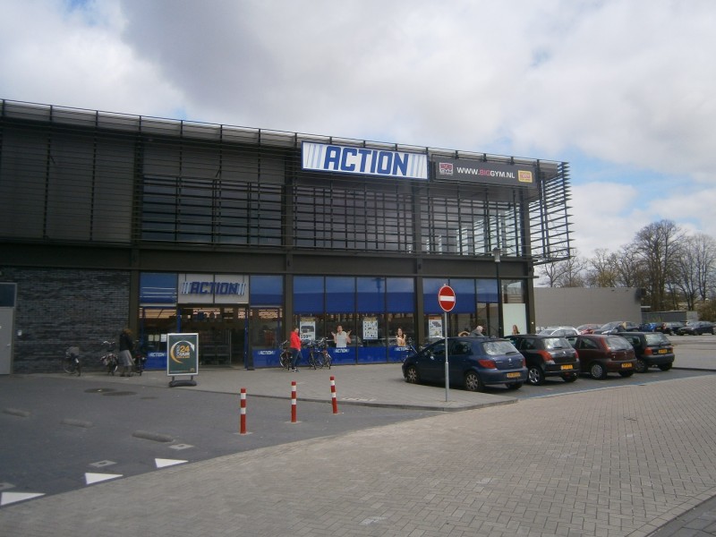 Schuttersveld woonplein Action.JPG