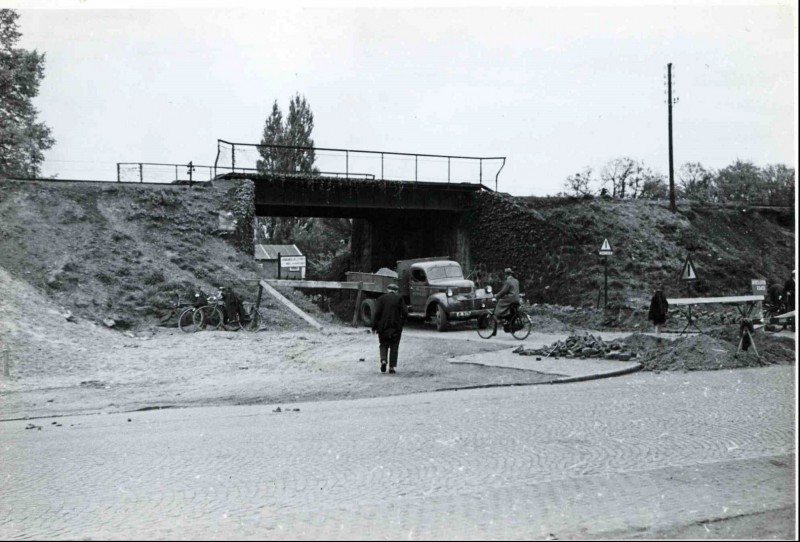 Parkweg mei 1949 Aanleg Volksparktunnel tussen de Parkweg en de Tubantiasingel..jpg