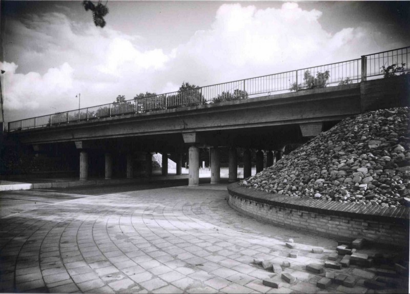 Tubantiasingel 1950 Viaduct tussen Tubantiasingel en Parkweg.jpg
