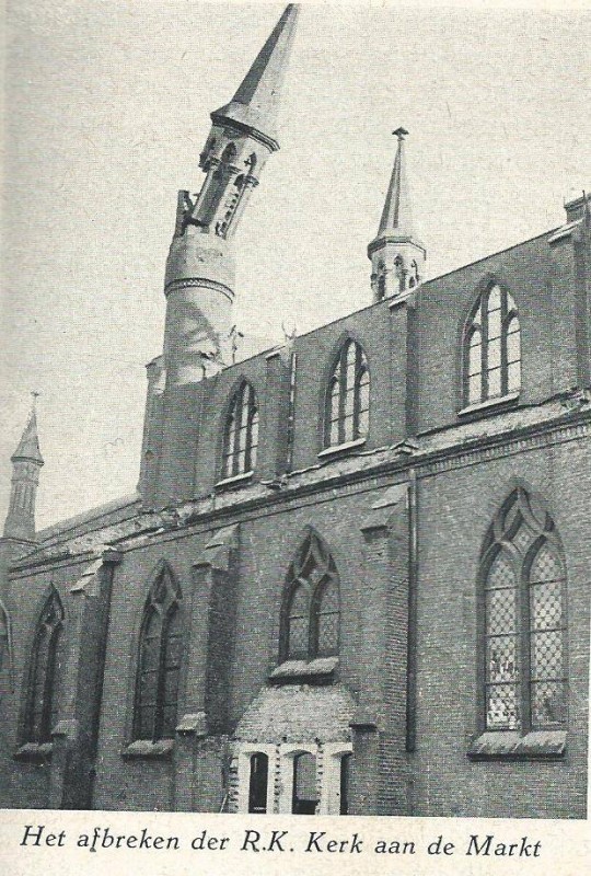 Markt RK Kerk afbraak oude Jacobuskerk.jpg