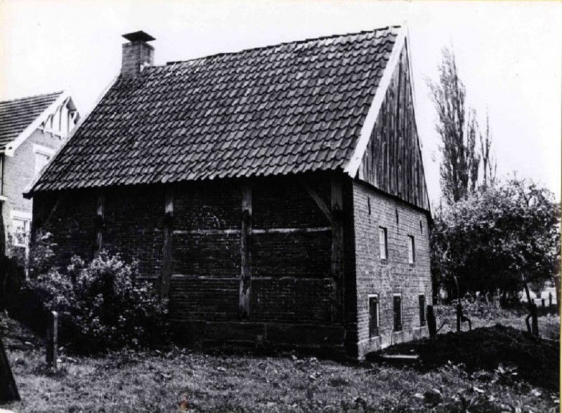 Engerinksweg 125  Het Engerink, bakhuis op plint van Bentheimer steen 1965. rijksmonument.jpg