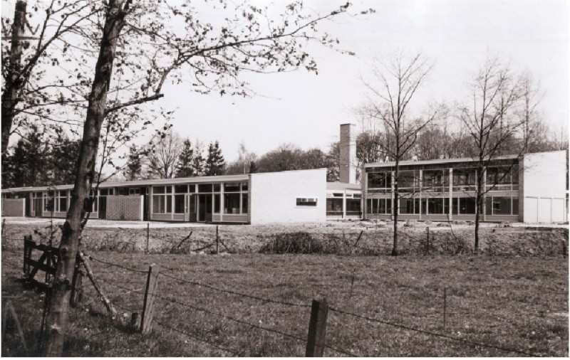 Keppelerdijk 2 Glanerbrug Dr. J. Herderscheeschool, school voor Buitengewoon Lager Onderwijs (B.L.O.) (2).jpg