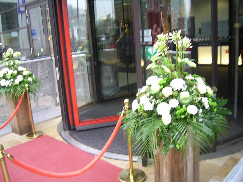 bloemen voor ontvangst.JPG