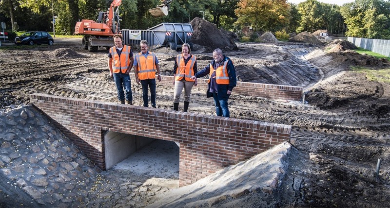 Stadsbeek 't Bruggert in Enschede krijgt vorm.jpg