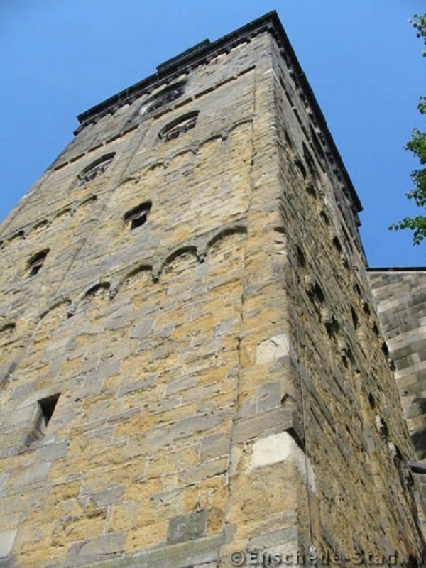 Oude Markt Grote Kerk toren.jpg