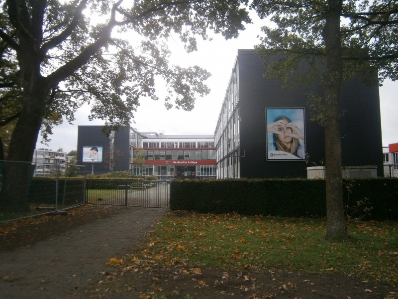 Bruggertstraat 60 Bonhoeffer College.JPG