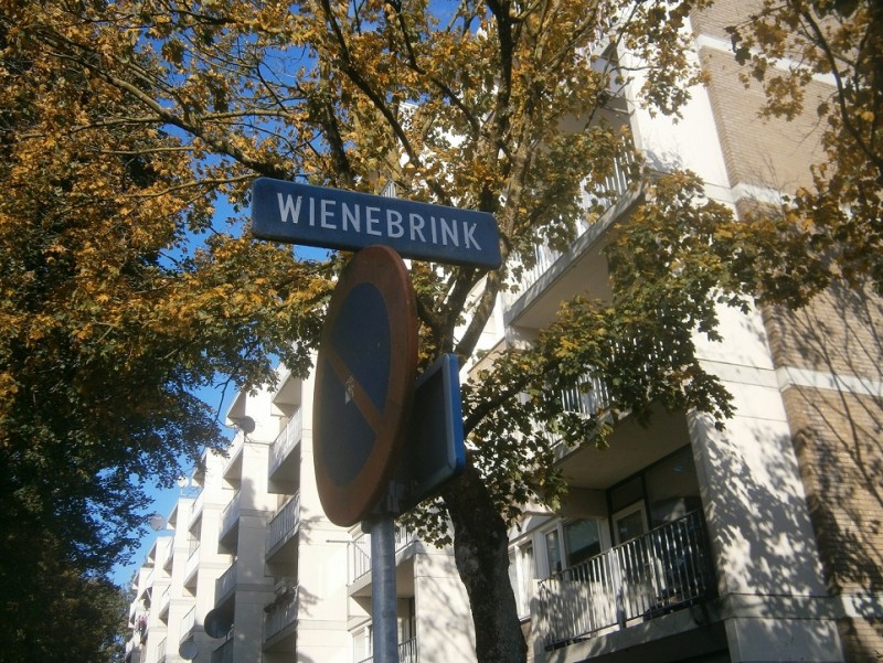 Wienebrink straatnaambord.JPG