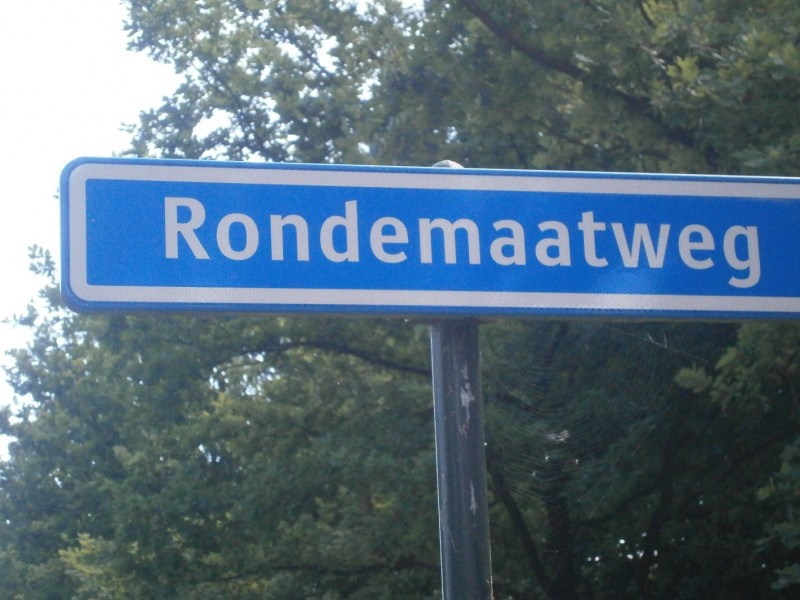 Rondemaatweg straatnaambord.JPG