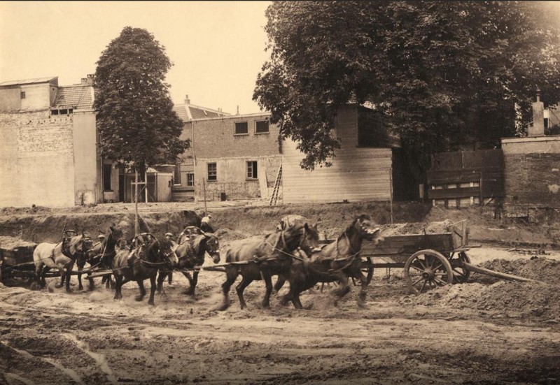 Stadsarchief Enschede  de start van het stadhuis in 1930.JPG