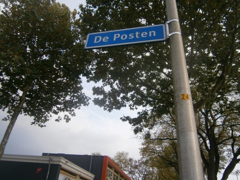 De Posten straatnaambord (2).JPG