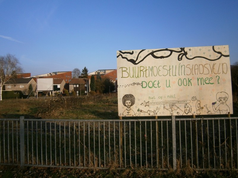 Jacob van Ruysdaelstraat vroeger plek kleuterschool nu moesstuin.JPG