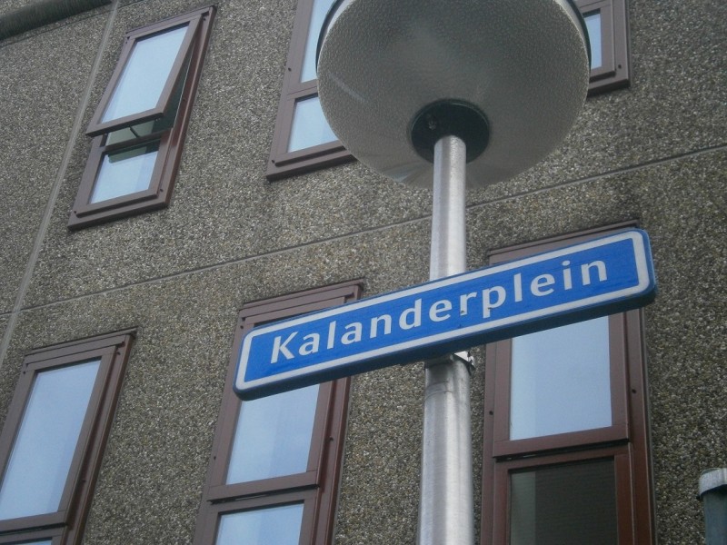 Kalanderplein straatnaambord.JPG