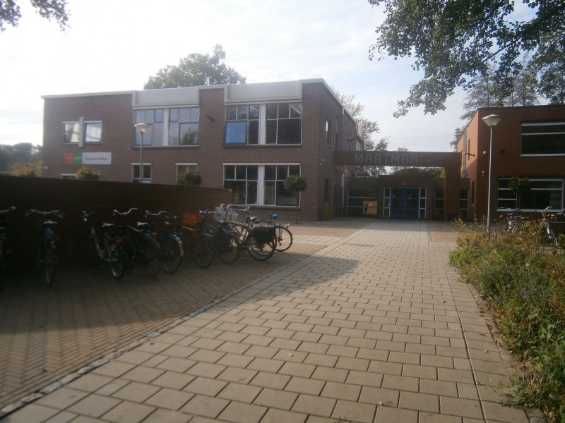 Maatmanweg 17 Kentalis Maatman College School voor speciaal onderwijs.JPG