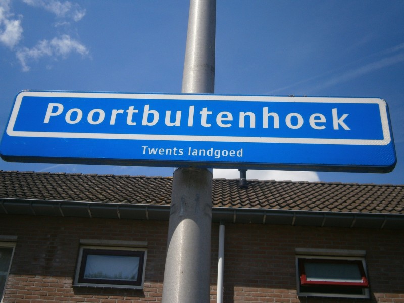 Poortbultenhoek straatnaambord.JPG