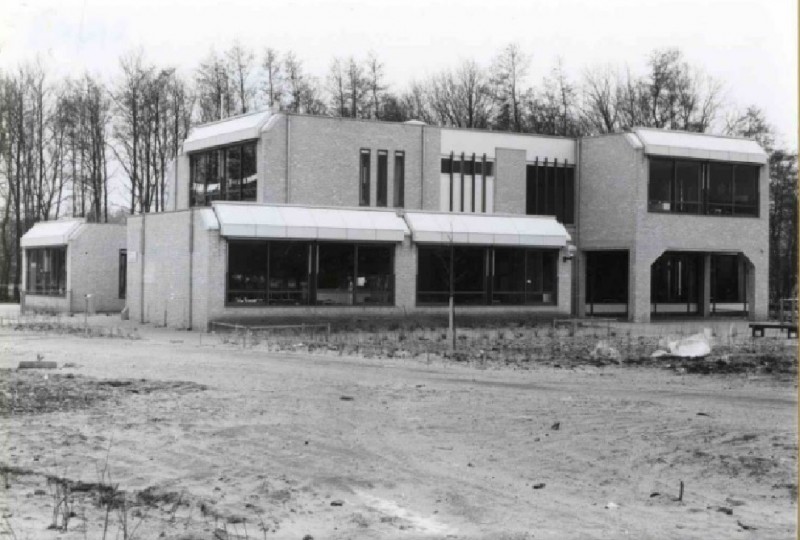 Runenberghoek Nr. 5, lagere school De Averbeke 1986.jpg