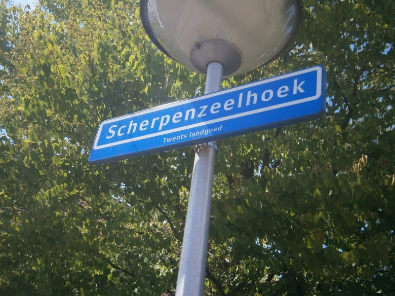 Scherpenzeelhoek straatnaambord (2).JPG
