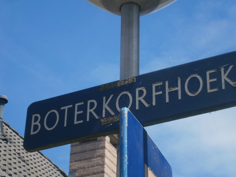 Boterkorfhoek straatnaambord.JPG
