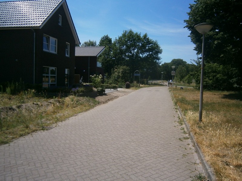 Oude Dijk richting Helmerstraat.JPG