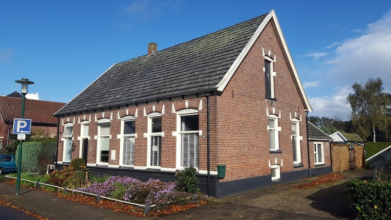 Beckumerstraat 160-162 Boekelo gemeentelijk monument Dubbele woning met kas gebouwd in opdracht van agrariēr W. Wevers.jpg