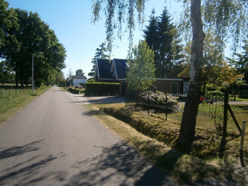 Broekmaatweg vanaf Boekelosestraat.JPG