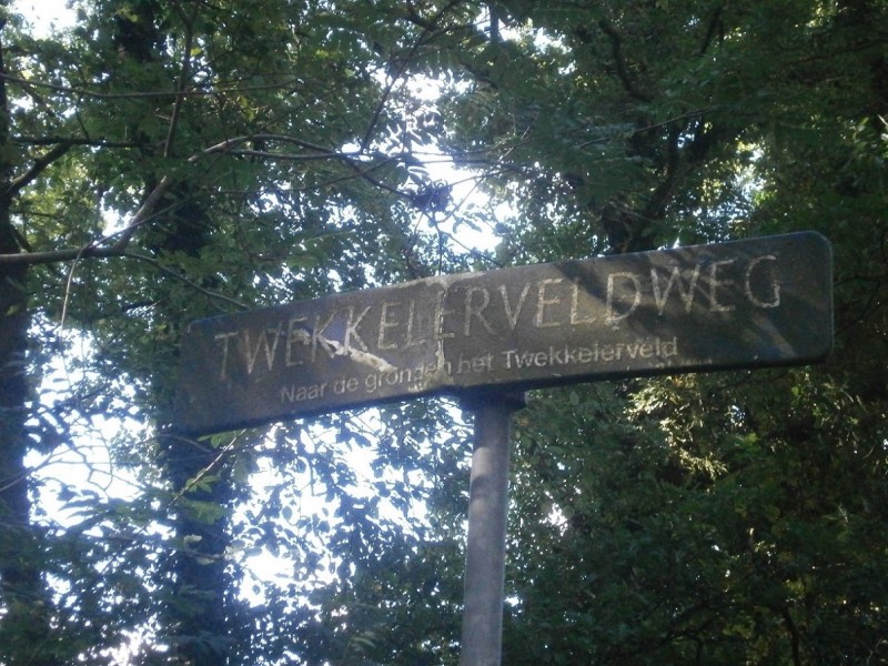 Twekkelerveldweg straatnaambord.JPG