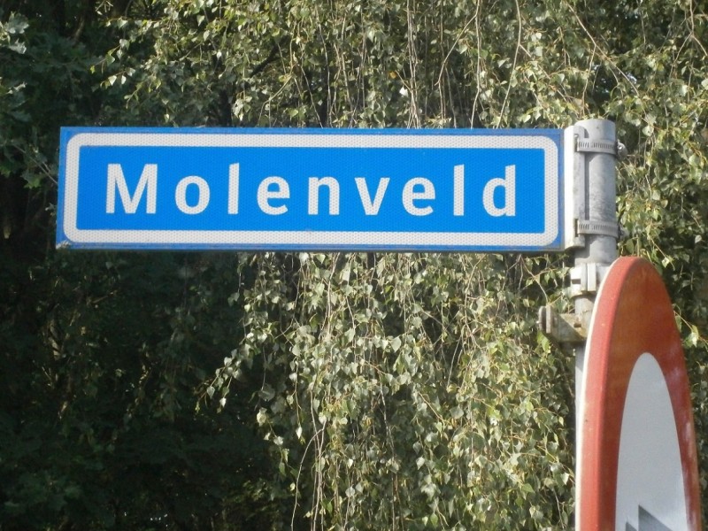Molenveld straatnaambord.JPG