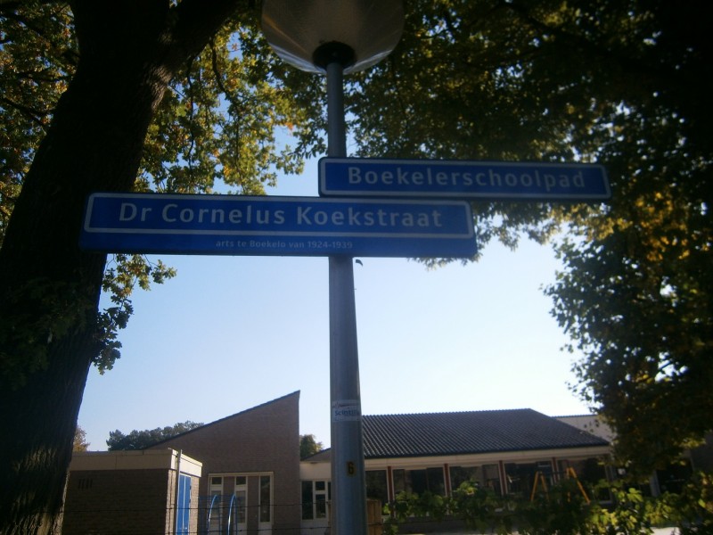 Boekelerschoolpad straatnaambord.JPG