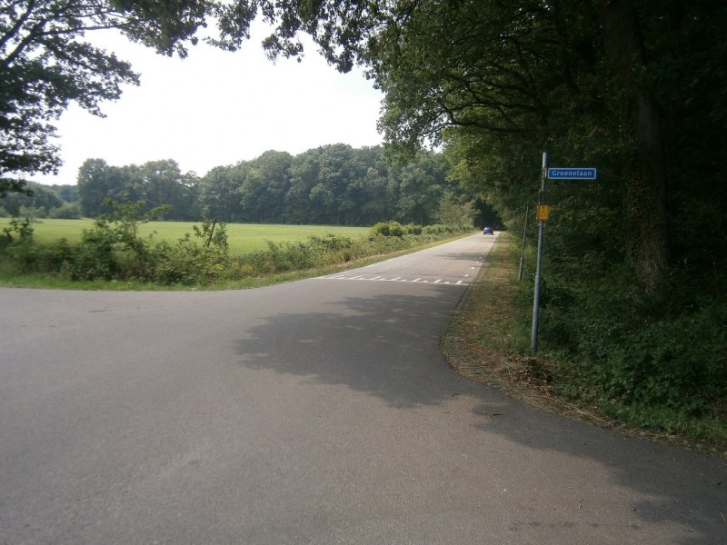 Smalenbroeksweg hoek Groenelaan.JPG