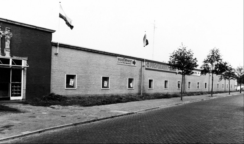 Lage Bothofstraat Supermarkt Profimarkt 2000. Schikgodinnen.jpg