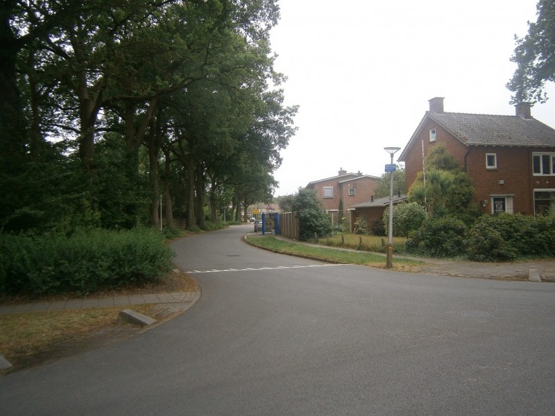 Weleweg hoek Boekelosestraat.JPG