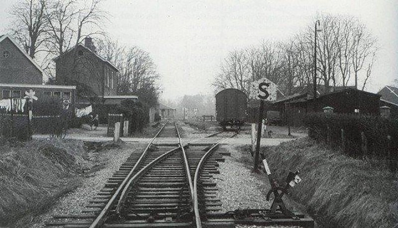 Lonneker spoorwegovergang-bergweg-lonneker.jpg