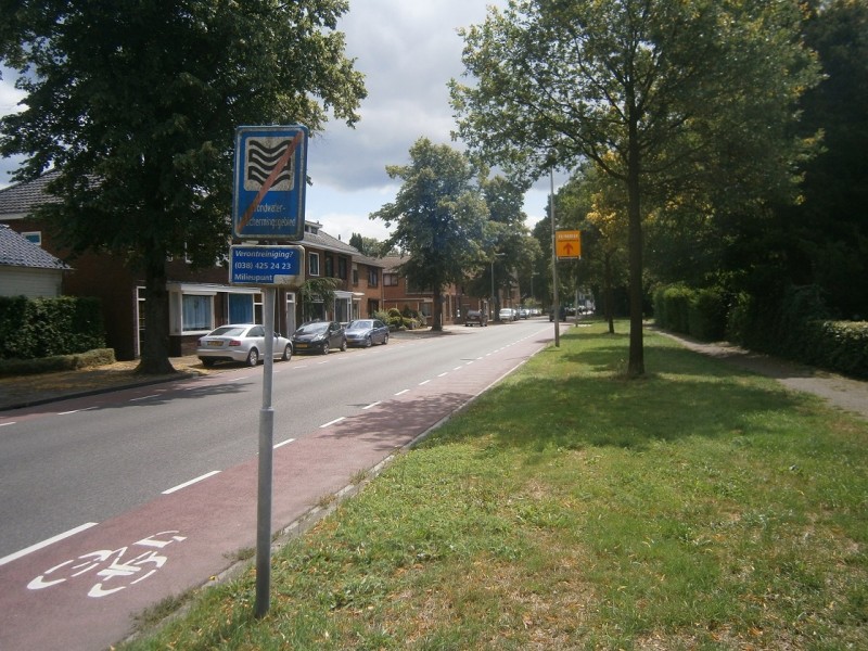 Deurningerstraat vanaf Schubertlaan.JPG