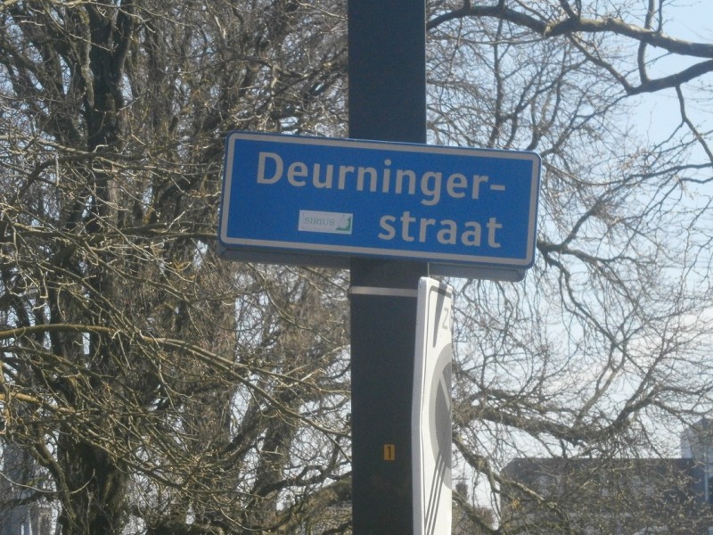 Deurningerstraat straatnaambord.JPG